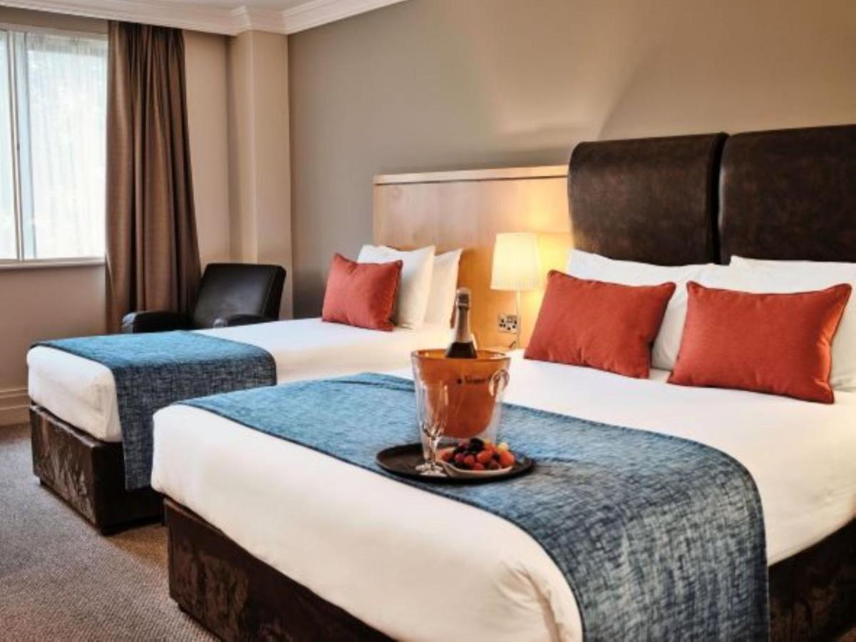 Prince Of Wales Hotel Athlone Ngoại thất bức ảnh